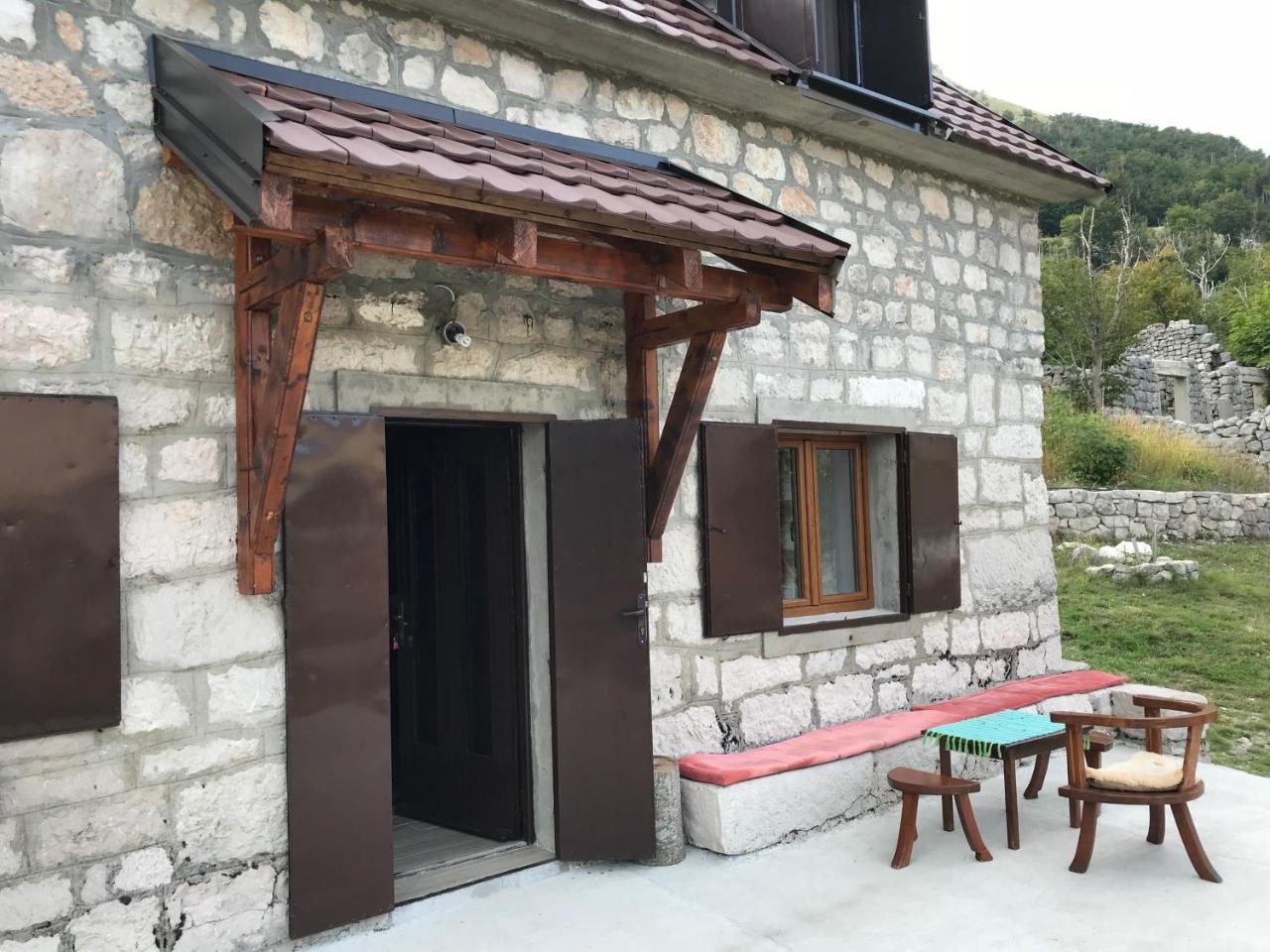 Lovcen Holiday Home Cetynia Zewnętrze zdjęcie